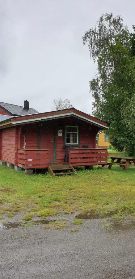 Romsdalseggen Camping Hotell Isfjorden Exteriör bild